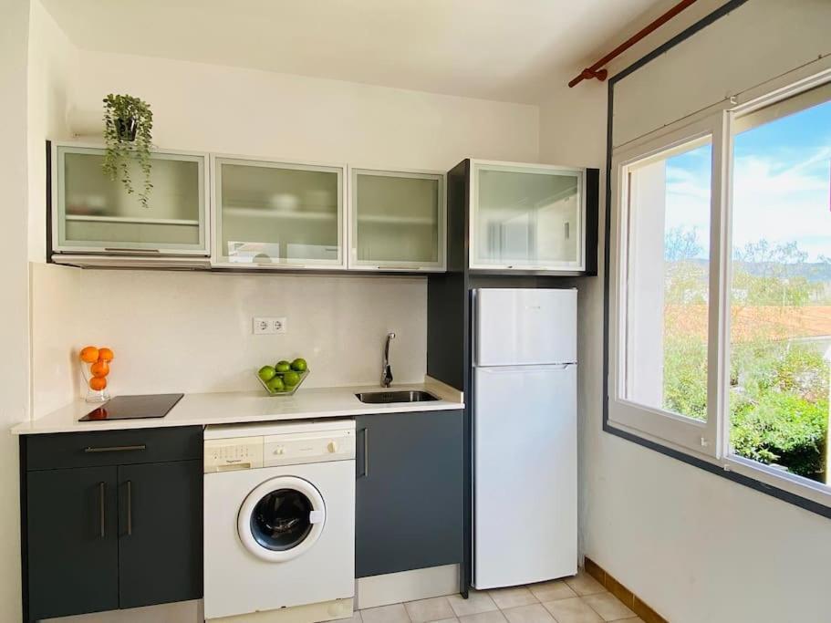 Apartamentos Aquarium Росес Екстер'єр фото